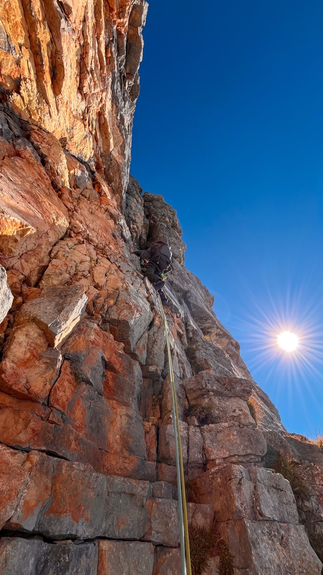 Rotspitze (2067m) via Mitteldurchstieg (IV+)